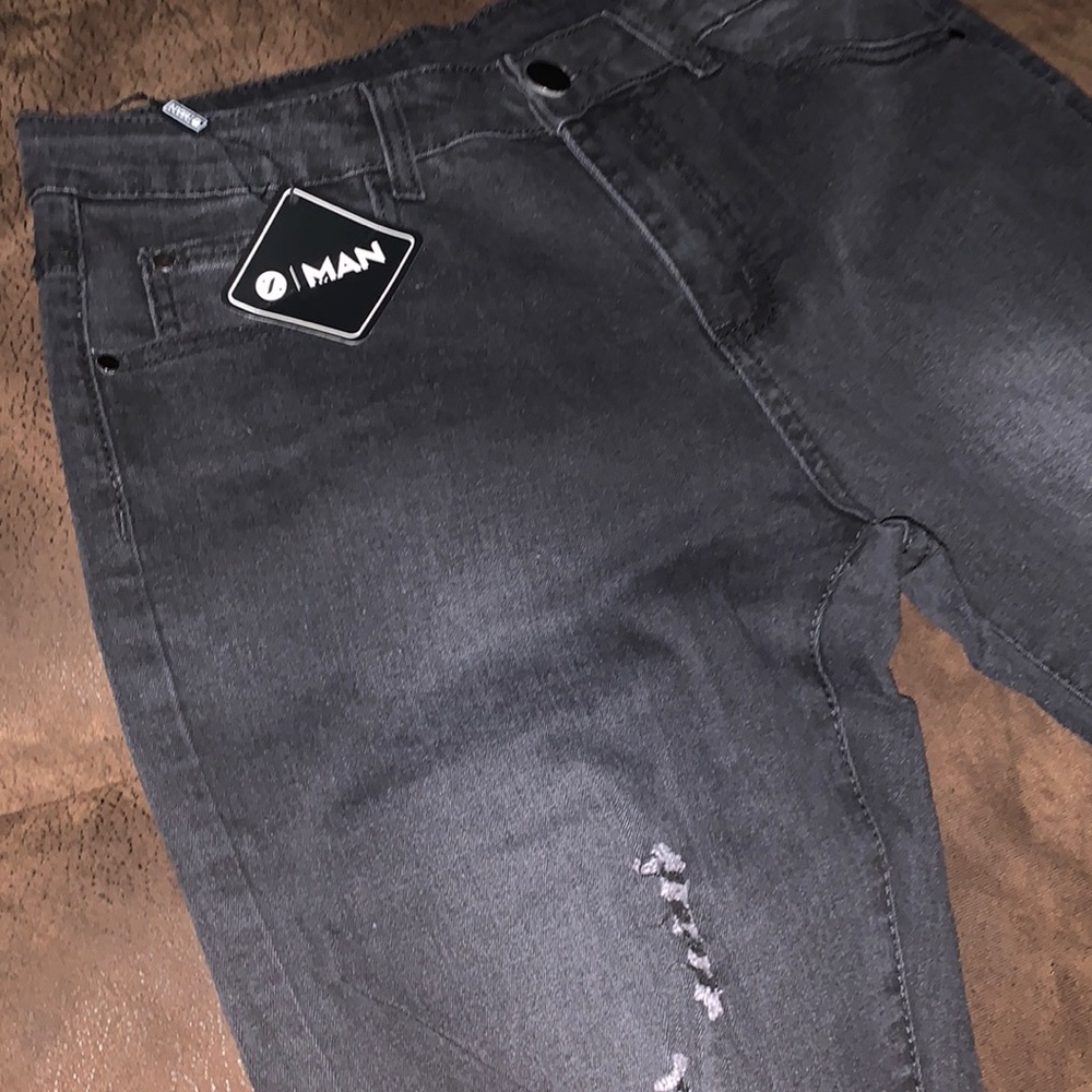Destroy Wash Ripped Back Pocket Long Jeans by ZAFUL